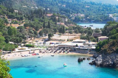 Yunanistan 'ın Korfu kentindeki Paleokastritsa plajı