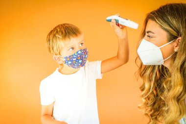 Pandemia zamanı ve sağlık konsepti