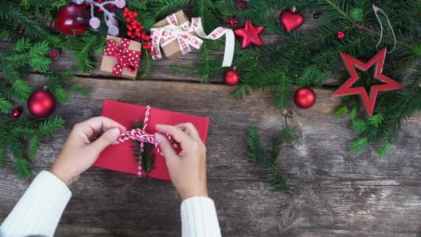 Weihnachtsgeschenke — Stockvideo