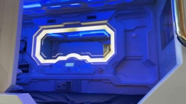 Fütürist kapsül otel