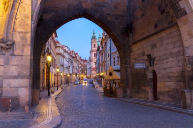 hradcany gece, Prag eski şehir girişi