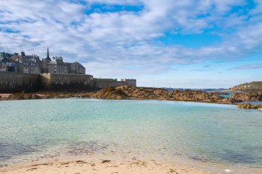 Saint-Malo eski şehri gelgit sular, Fransa