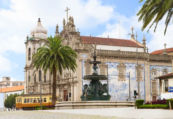 Carmelitas-kirche und carmo-kirche, porto, portugal — Stockfoto