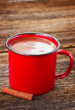 Bir fincan sıcak çikolata.