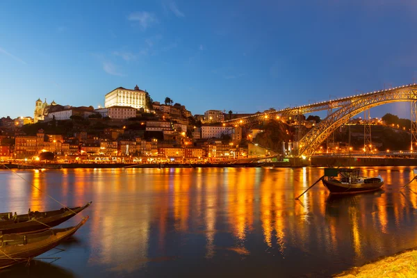 Nachtszene von porto, portugal — Stockfoto