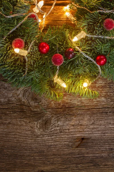 Vánoční věnec s osvětlením — Stock fotografie