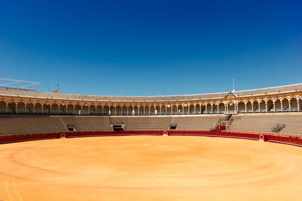 Arena de touradas em Sevilha, Espanha — Fotografia de Stock