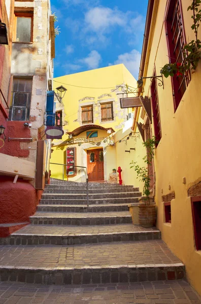 Gemütliche straße von chania, beton, griechenland — Stockfoto