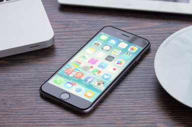 iPhone 6 çalışma tablosu