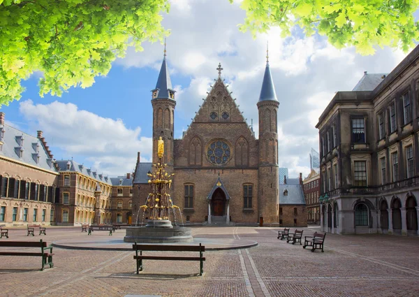 Binnenhof - Parlamento neerlandês, Holanda — Fotografia de Stock