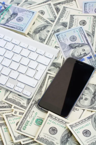 Keyboard and phone — Stock Photo, Image