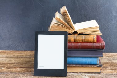 Kitap yığını