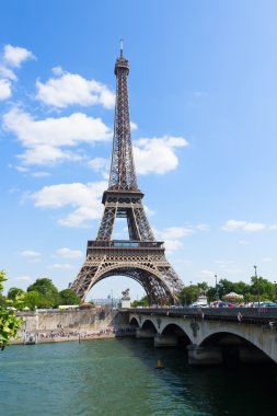 Seine Nehri üzerinde Eyfel turu