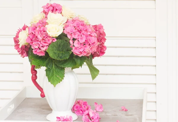 Květy růžové hortensia — Stock fotografie