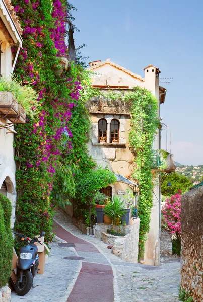 Krásné staré město Provence — Stock fotografie