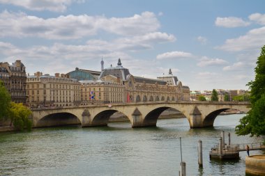 Orsay Müzesi ve Siene Nehri, Fransa