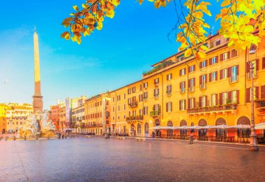 Roma'da ünlü Piazza Navona görünümü, Sonbahar günü İtalya