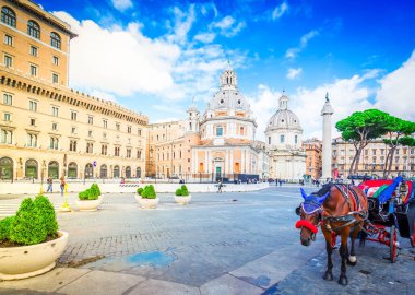 Piazza Foro Borghese'nin sütun Trajan'ın karısı Roma, İtalya
