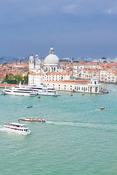 Basílica de Santa Maria della Salute, Venecia, Italia — Foto de Stock