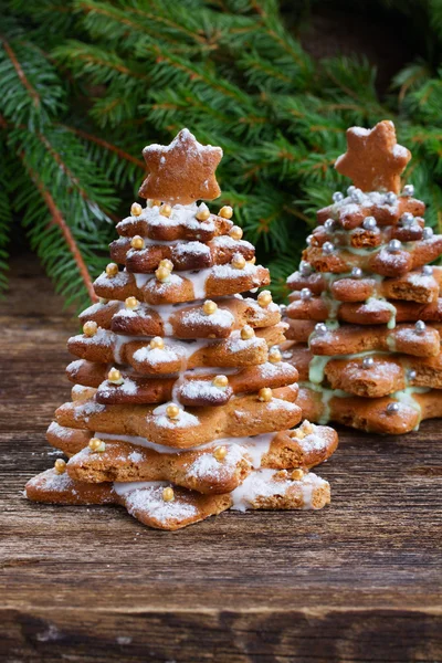 Pão de gengibre árvore de Natal — Fotografia de Stock