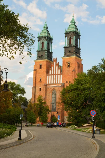 Gotická katedrála kostel, Poznaň, Polsko — Stock fotografie