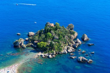Taormina Sahili ve Isola Bela yazın, Sicilya İtalya