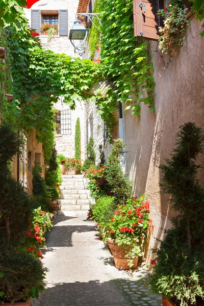 Beautiful old town of Provence — Stock Photo, Image