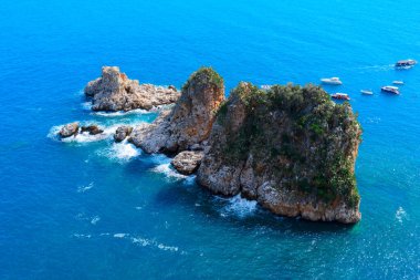 Scopello kayalıklarının güzel doğası, Sicilya Adası, İtalya