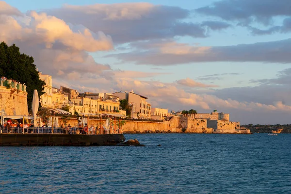 Syracuse eski ortaçağ kasabası, Sicilya İtalya