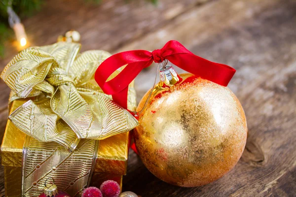 Christmas decorations with gift box — Stock Photo, Image