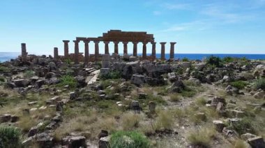 Eski Yunan harabeleriyle Selinunte sitesi, Sicilya Adası, İtalya