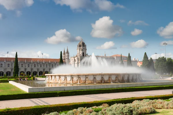 Mosteiro dos Jeronimos v Lisabonu, Portugalsko — Stock fotografie