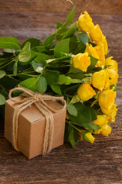 Bouquet of fresh roses — Stock Photo, Image