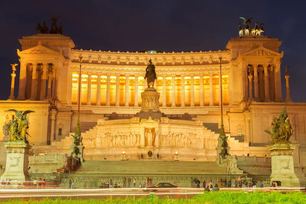 Monumento de Victor Emmanuel II na Praça de Veneza, Roma, Itália — Fotografia de Stock