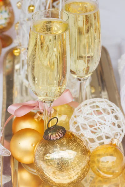 Bicchieri di champagne di Natale — Foto Stock