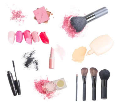 beyaz üzerine kırmızı ruj