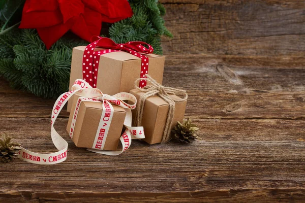 Caja de regalo hecha a mano — Foto de Stock