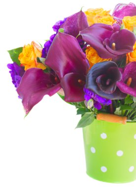 Calla Lily ve eustoma çiçekler