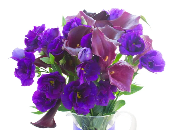 Calla lila y flores de eustoma —  Fotos de Stock