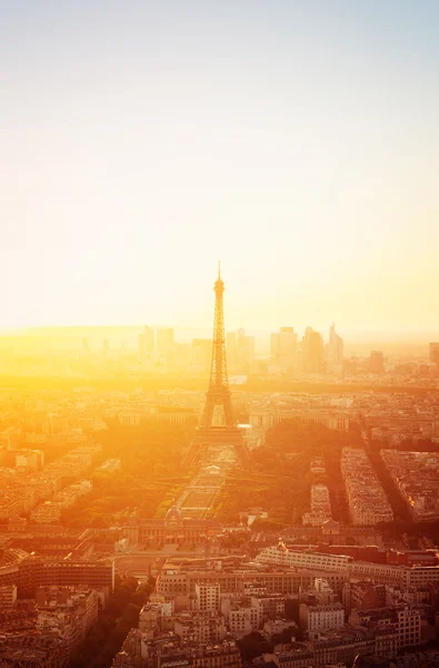 आयफेल टॉवर आणि पॅरिस सिटीस्केप — स्टॉक फोटो, इमेज