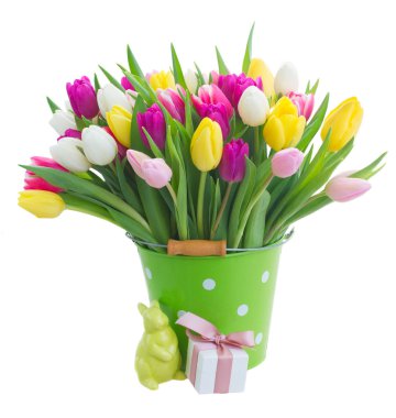 buket pembe, mor ve beyaz laleler