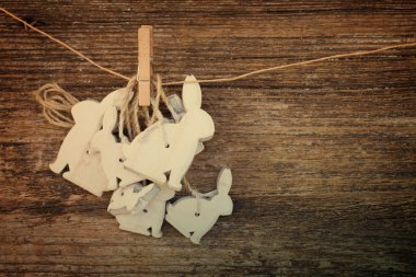 Asılı Paskalya tavşanları