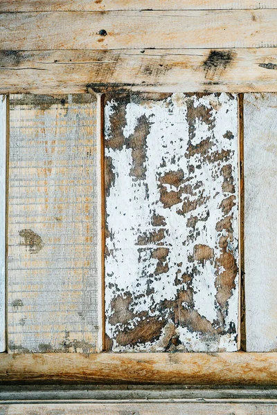 Schilderen verf op een oude houten plank tegel. Sluiten.. — Stockfoto