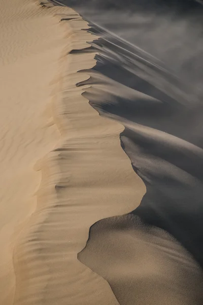 Dunas de areia no deserto — Fotografia de Stock