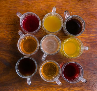 Dokuz yeşil çay çeşitleri