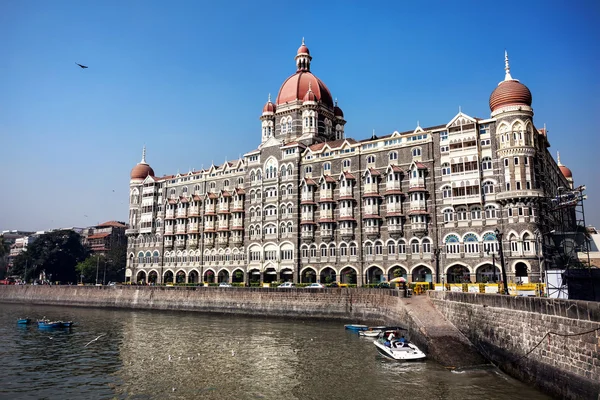 Taj Mahal hotel em Mumbai — Fotografia de Stock