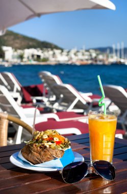 Kumpir ve Cafe suyu