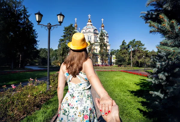 Následujte mě na starý kostel — Stock fotografie