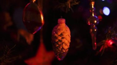 Oyuncak ve Noel ağacının dekoarasyonu
