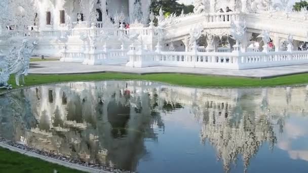 Wat Rong Khun Chiang Rai provincie Thajsko — Stock video